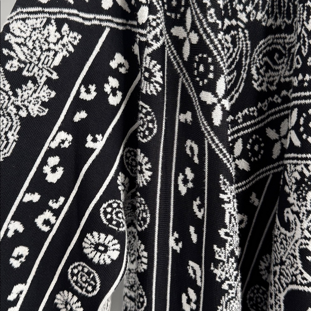 New Chico’s Elegant Open Front Patterned Cascade … - image 5